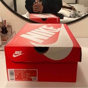 Wmns dunk low light bone